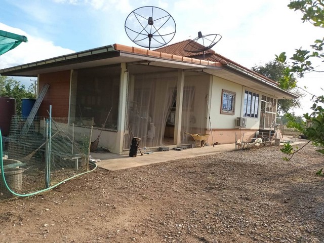 ขายบ้านชั้นเดียวพร้อมเข้าอยู่ เจ้าของอาศัยเองรับประกัน  อำเภอหนองฉาง อุทัยธานี