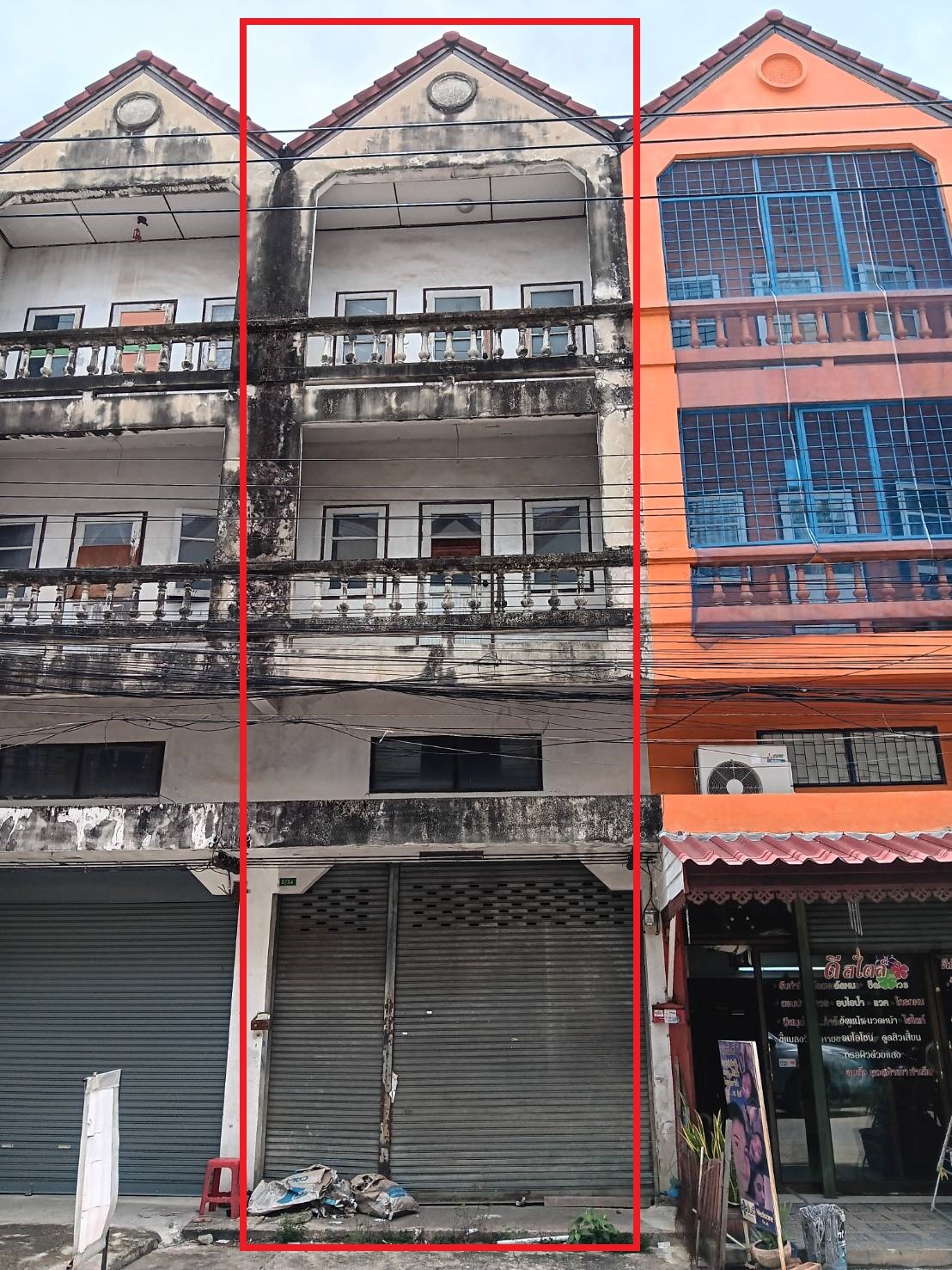 ขายอาคารพาณิชย์ 3 ชั้นครึ่ง หมู่บ้านจิตตกาญจน์ นนทบุรี 