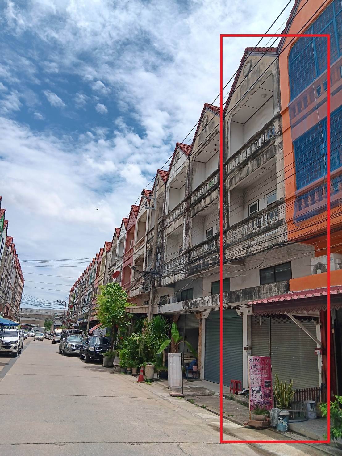 ขายอาคารพาณิชย์ 3 ชั้นครึ่ง หมู่บ้านจิตตกาญจน์ นนทบุรี 