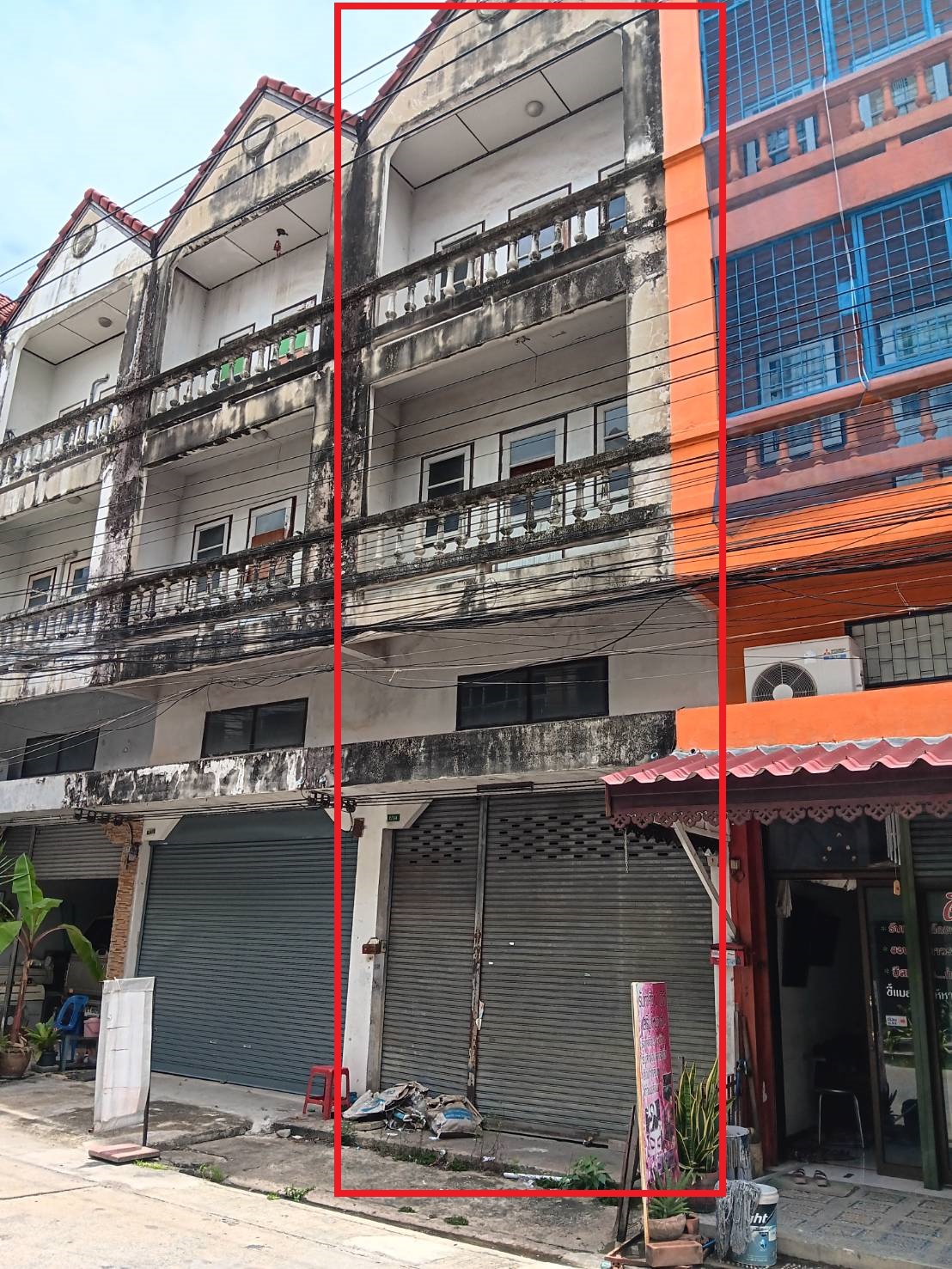 ขายอาคารพาณิชย์ 3 ชั้นครึ่ง หมู่บ้านจิตตกาญจน์ นนทบุรี 