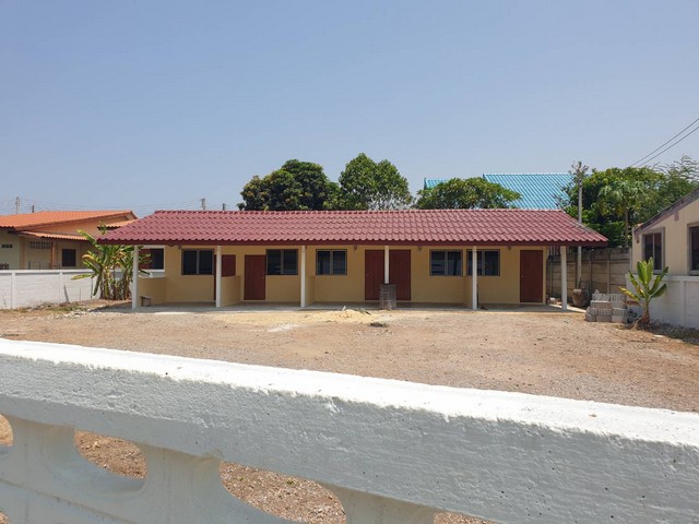 ขายห้องเช่่า 5 ห้อง พร้อมลงทุนดำเนินกิจการต่อได้ทันที เจ้าของขายเอง อำเภอเขาย้อย จังหวัดเพชรบุรี