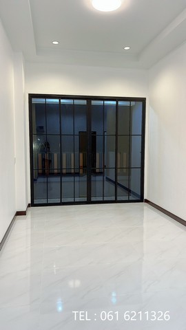 ขายบ้านเดี่ยว ชั้นเดียว 3 ห้องนอน 2 ห้องน้ำ 1ห้องครัว ห้องรับเเขก 2 จอดรถ เจ้าของขายเอง จังหวัดอุทัยธานี 