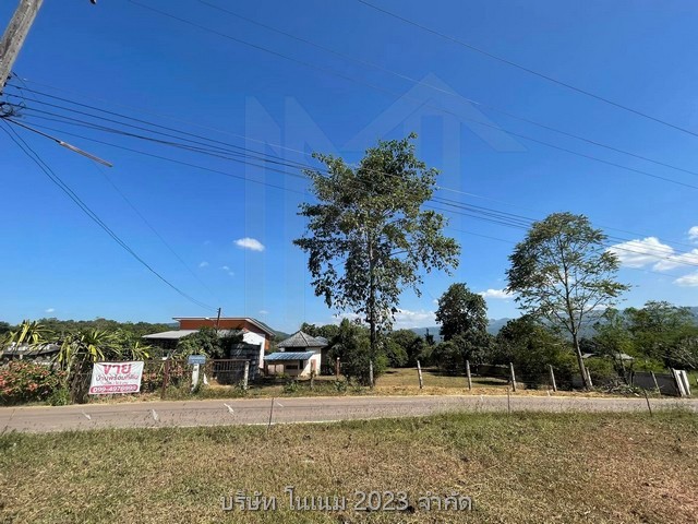 ขายที่ดินพร้อมบ้าน เจ้าของขายเอง เหมาะทำเป็นที่อยู่อาศัยหรือบ้านพักตากอากาศ  ด่านซ้าย จังหวัดเลย