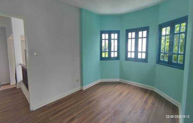 ให้เช่าบ้านเดี่ยวหลังใหญ่ โครงการกฤษดาซิตี้ เลค & พาร์ค (Krisada City Lake and Park) พื้นที่ใช้สอยกว้างขวาง บรรยากาศดี