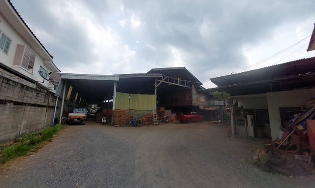 ขายที่ดินพร้อมสิ่งปลูกสร้าง โรงไม้ สร้างสำนักงาน บ้านพักคนงาน  เจ้าของขายเอง  ตำบลท่าทราย อำเภอเมืองนนทบุรี นนทบุรี 