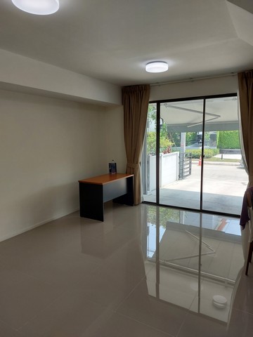 ขายบ้านทาวน์โฮม พลีโน่รามอินทรา สภาพบ้านใหม่มาก เจ้าของไม่ได้อยู่ประจำ เจ้าของขายเองไม่ผ่านนายหน้า เขตบางเขน กรุงเทพมหานคร