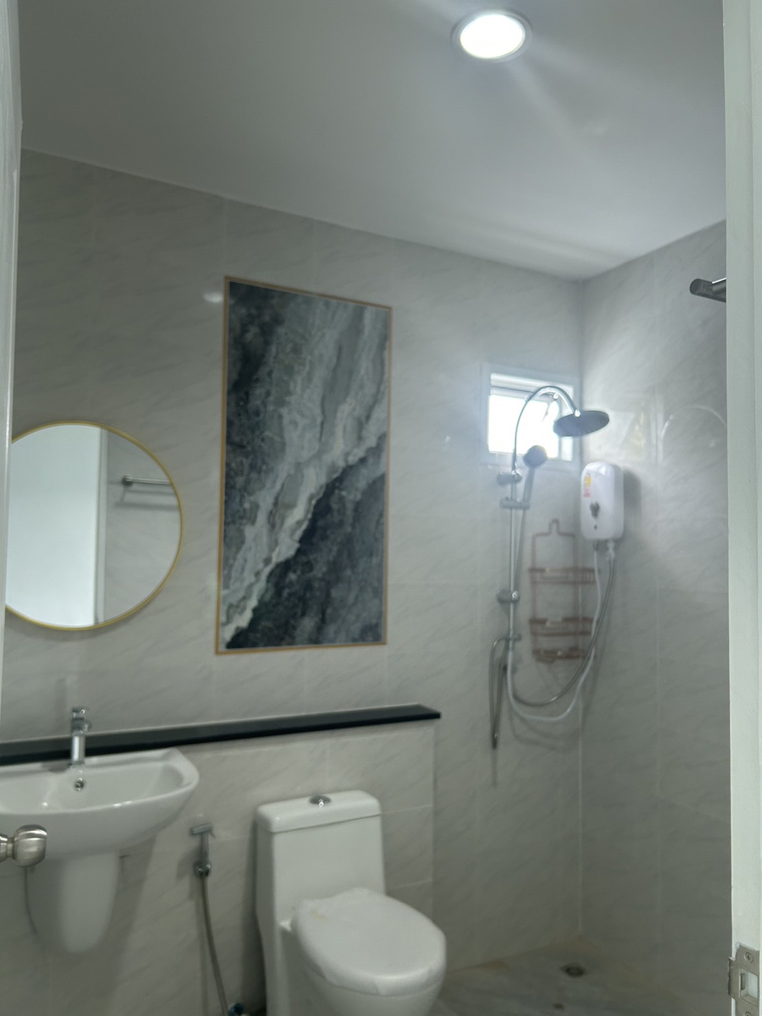 ขายทาวน์เฮ้าส์ 2 ห้องนอน 1 ห้องน้ำ เนื้อที่เริ่มต้น 22.5 ตรว  โครงการ ณภัทรวิลล์ 5  ซอยบ่อนไก่ 10 สัตหีบ ชลบุรี