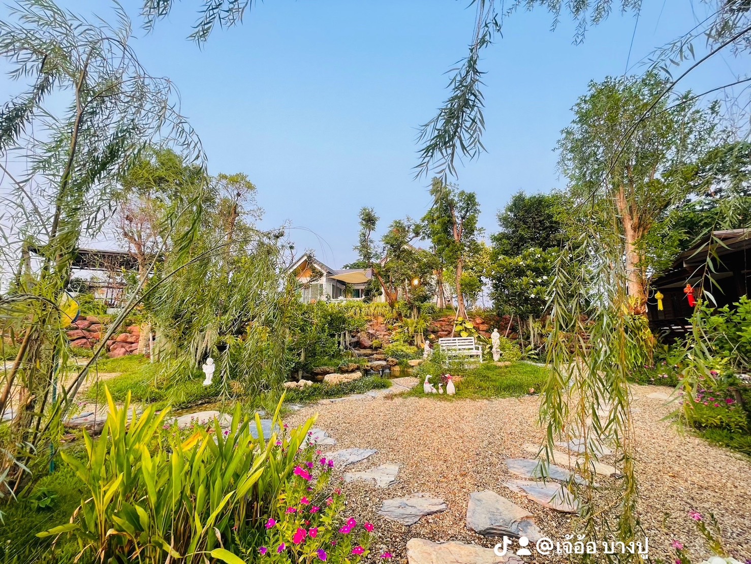 ขายบ้านพร้อมที่ดินริมน้ำวิวร้อยล้าน  เจ้าของขายเอง ลมเย็นสบายไร้มลพิษใกล้ชิดธรรมชาติ นครปฐม