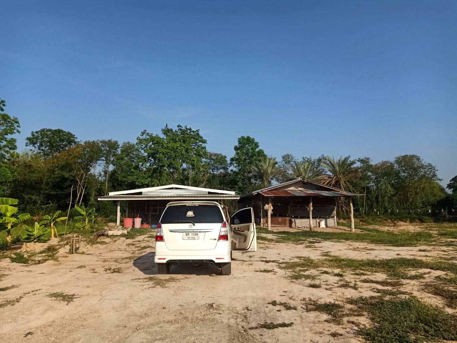 ขายที่ดิน  2ไร่1งาน บ้านห้วยหิน ตำบลสีคิ้ว อำเภอสีคิ้ว จังหวัดนครราชสีมา     