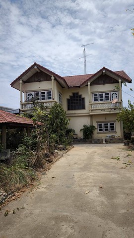 บ้านเดี่ยว  94  ตารางวา เจ้าของขายเอง ตำบลจรเข้สามพัน อำเภออู่ทอง จังหวัดสุพรรณบุรี