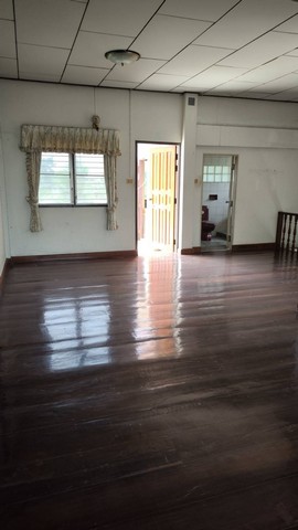 บ้านเดี่ยว  94  ตารางวา เจ้าของขายเอง ตำบลจรเข้สามพัน อำเภออู่ทอง จังหวัดสุพรรณบุรี