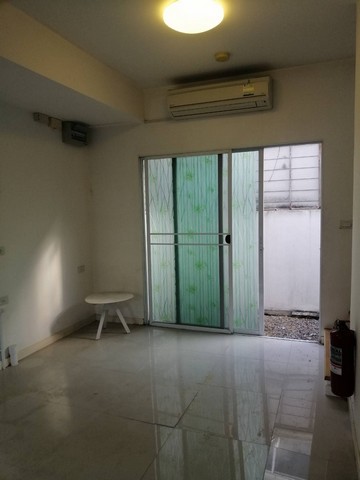 ขายบ้านทาวน์โฮม อินดี้ รังสิต คลอง3  25.70 ตารางวา  ตำบลคลองสาม อำเภอคลองหลวง ปทุมธานี 