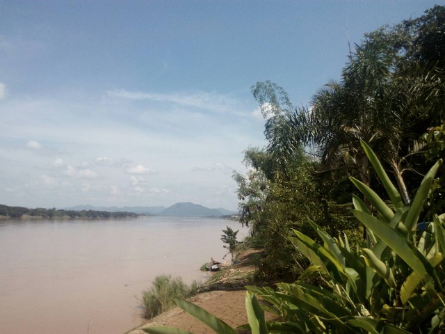 ขายที่ดินติดริมแม่น้ำโขง  4 ไร่  87.5 ตารางวา ตำบลเชียงคาน อำเภเชียงคาน จังหวัดเลย