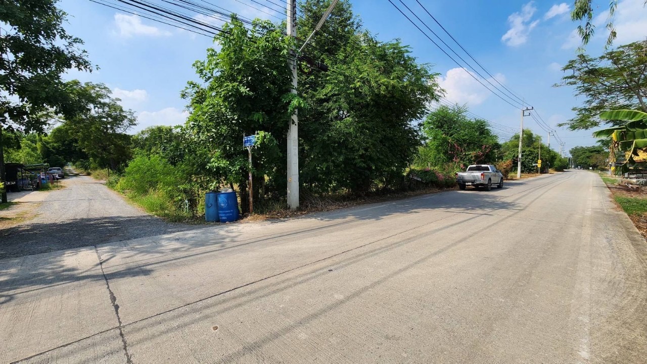 ขายที่ดินใกล้โรงพยาบาลคลองหลวง 438 ตารางวา ติดถนนสาธารณะ ซอยคลองหกตะวันตก 31/1 จ.ปทุมธานี