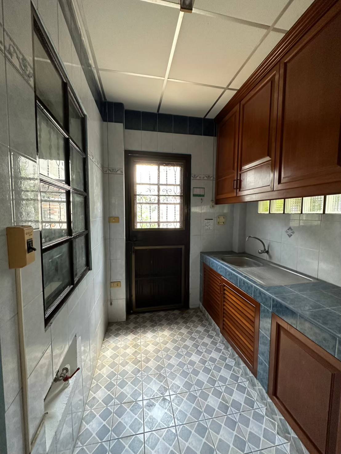 ขายบ้านเดี่ยวชัยพฤกษ์ 2 ชั้น 91.6 ตร.ว 4 ห้องนอน 3 ห้องน้ำ 1ห้องแม่บ้าน  ห้องรับแขก ห้องครัว 3 ที่จอดรถ  กรุงเทพมหานคร 