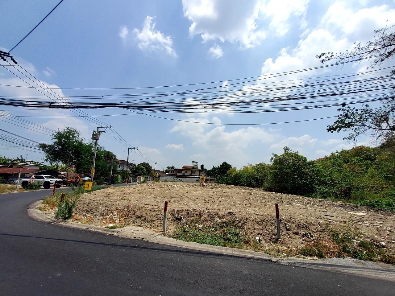 ขายที่ดินใกล้วงแหวนกาญจนาภิเษก 393 ตารางวา ติดถนนคอนกรีต ถมแล้ว ซอย คู้บอน 28 คันนายาว กทม.