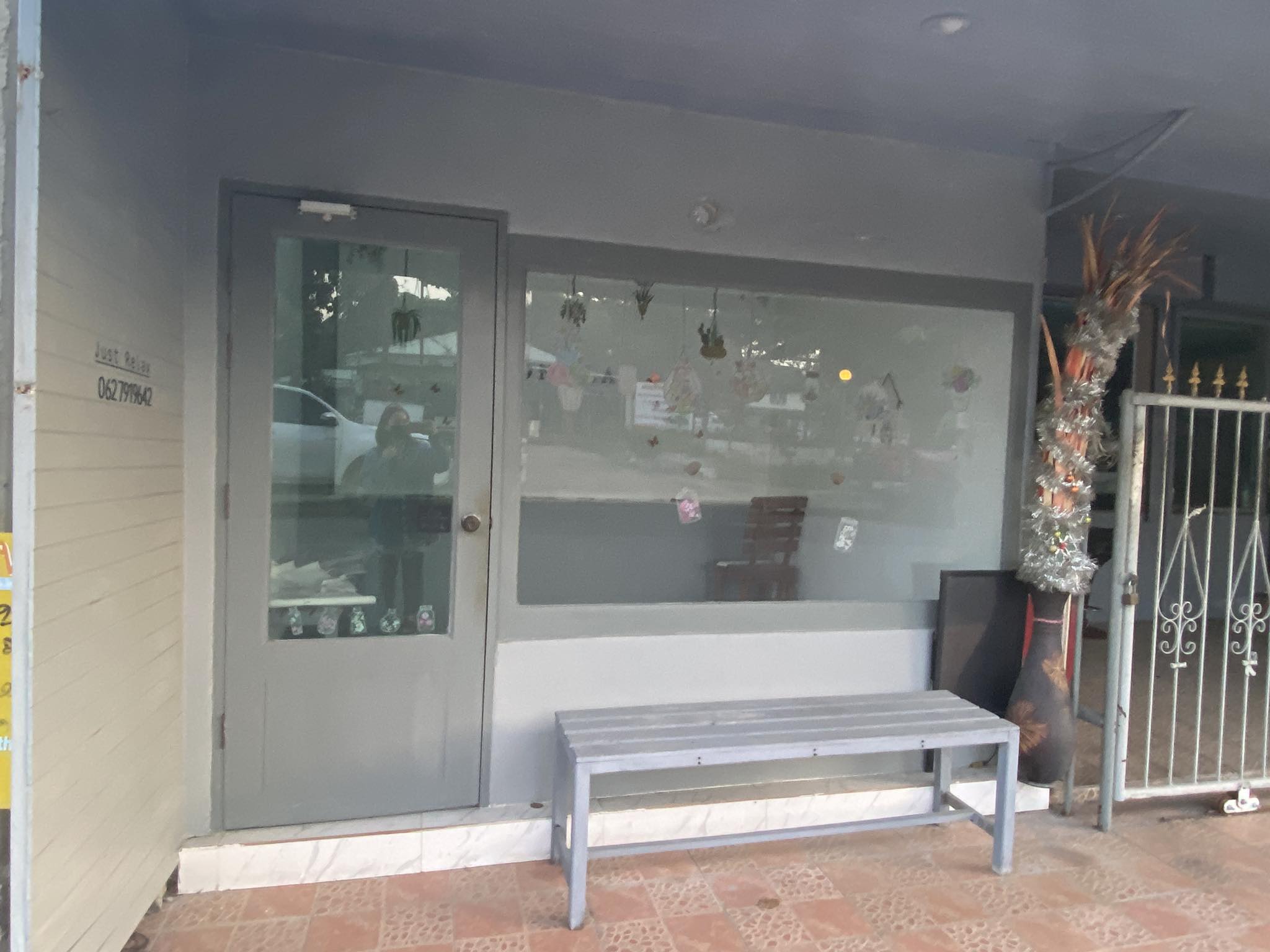 ????ขายบ้าน ทำเลค้าขาย พฤกษา12 หลังใหญ่✨️ 63ตรว.บ้านหัวมุมหน้าซอย ถนนหลัก ทำเลดีที่สุดในหมู่บ้าน ตีห้องนอนใหญ่สะใจ ข้างล่างก็ทำห้องพร้อมเหมาะค้าขาย เปิดกิจการ