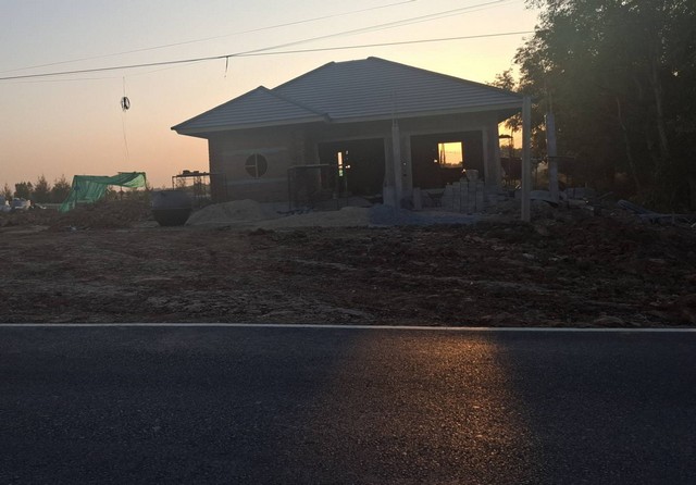 ขายบ้านเดี่ยว  ผ่อนตรงกับเจ้าของโครงการ  เส้นบายพาท อ.มูลนาก จ.พิจิตร