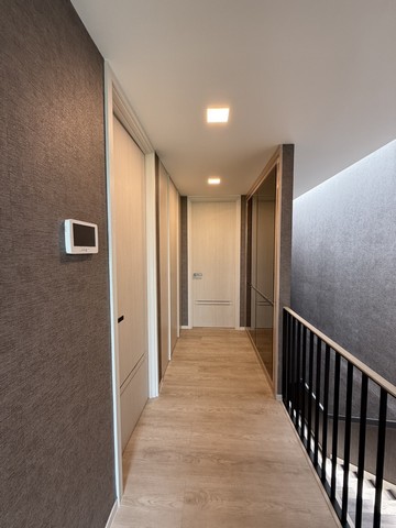 ปล่อยให้เช่า Vive2 กรุงเทพกรีฑา ติดโรงเรียนเวลลิงตั้น เดินไปได้  ปล่อยเช่า 350,000  บาทต่อเดือน ขาย 49 ล้านบาท กรุงเทพมหานคร 