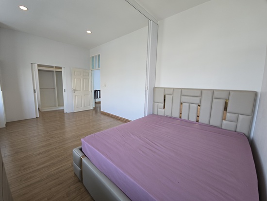 ขายบ้านเดี่ยว 104 ตรว. มิลตัน เรสซิเดนซ์ รามอินทรา ราคา 14.7 ล้าน ริมถนนรามอินทรา 119/1 ใกล้แฟชั่นไอส์แลนด์ 