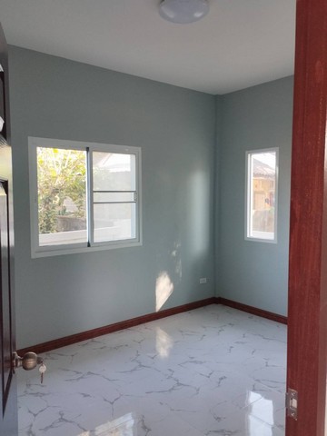 ขายที่ดินพร้อมบ้านทรงโมเดิร์น  61 ตารางวา ต.ในเมือง อ.เมือง จ.ยโสธร 