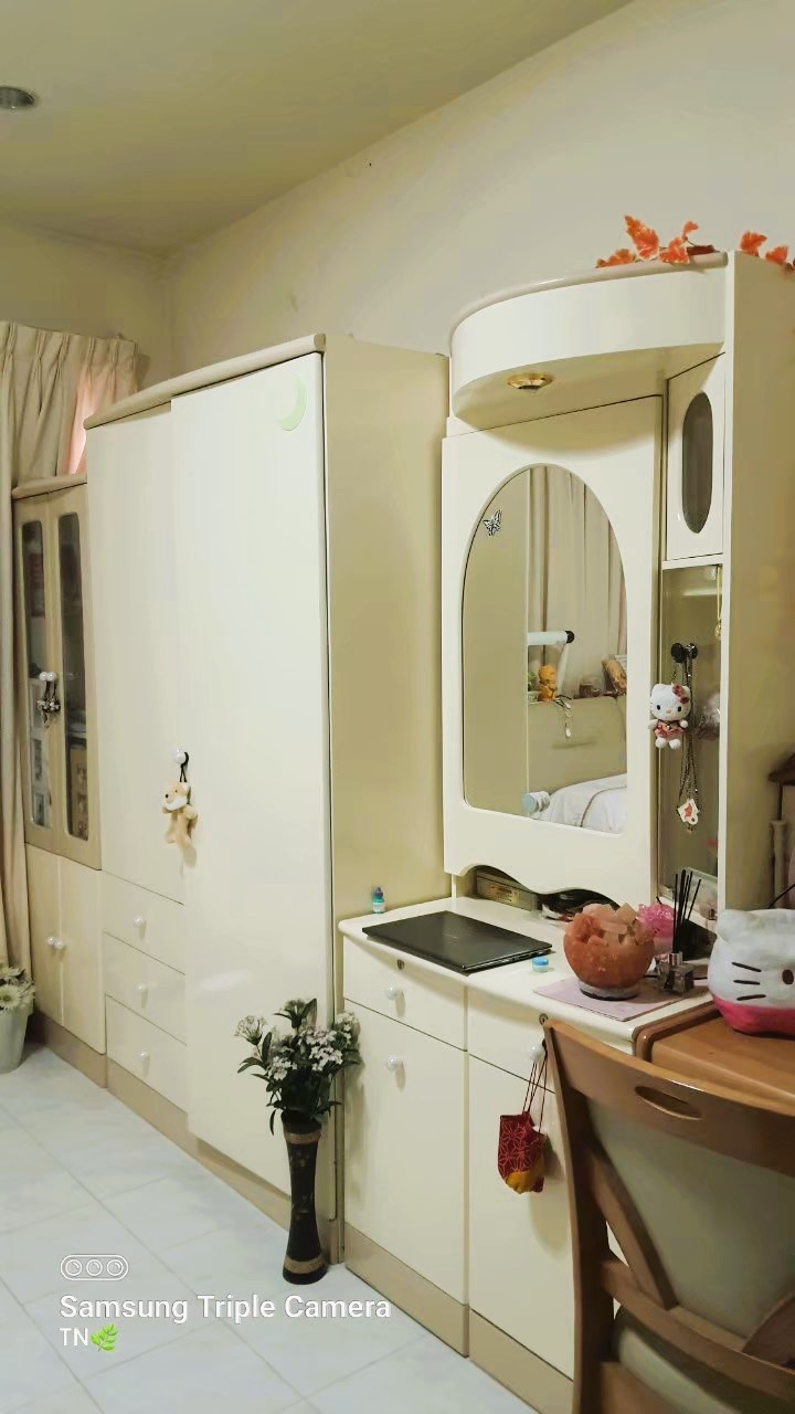 มบ.กรุงศรีซิตี้ ขายบ้านใกล้เซ็นทรัลอยุธยา เส้นหลังโลตัส 2 ชั้น 18 ตรว. สวยมาก