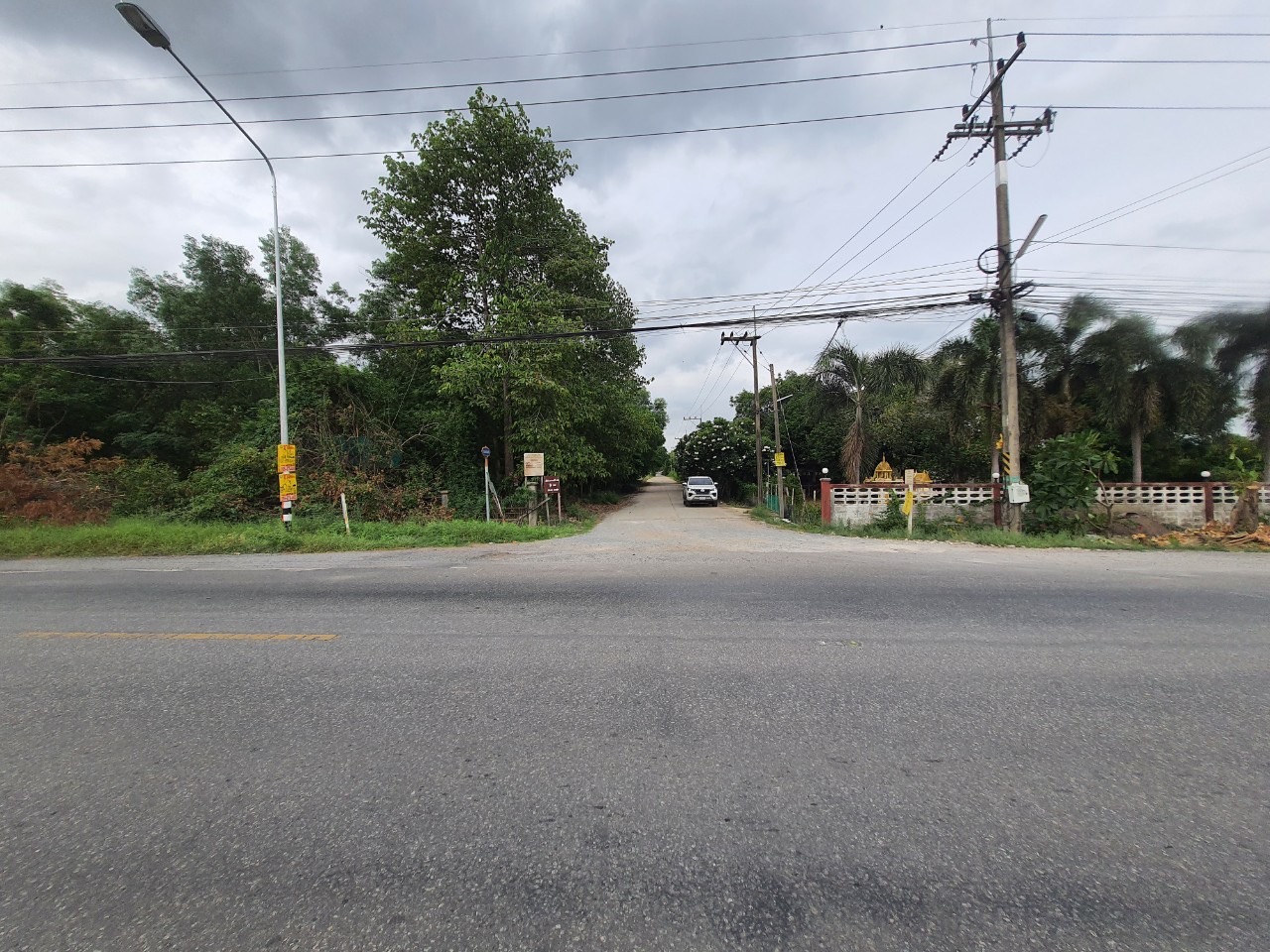 ขายถูก ที่ดินคลองสิบ 2 ไร่ แปลงริม, ถมไว้แล้ว 1 ไร่, ติดถนนคอนกรีต อ.หนองเสือ จ,ปทุมธานี