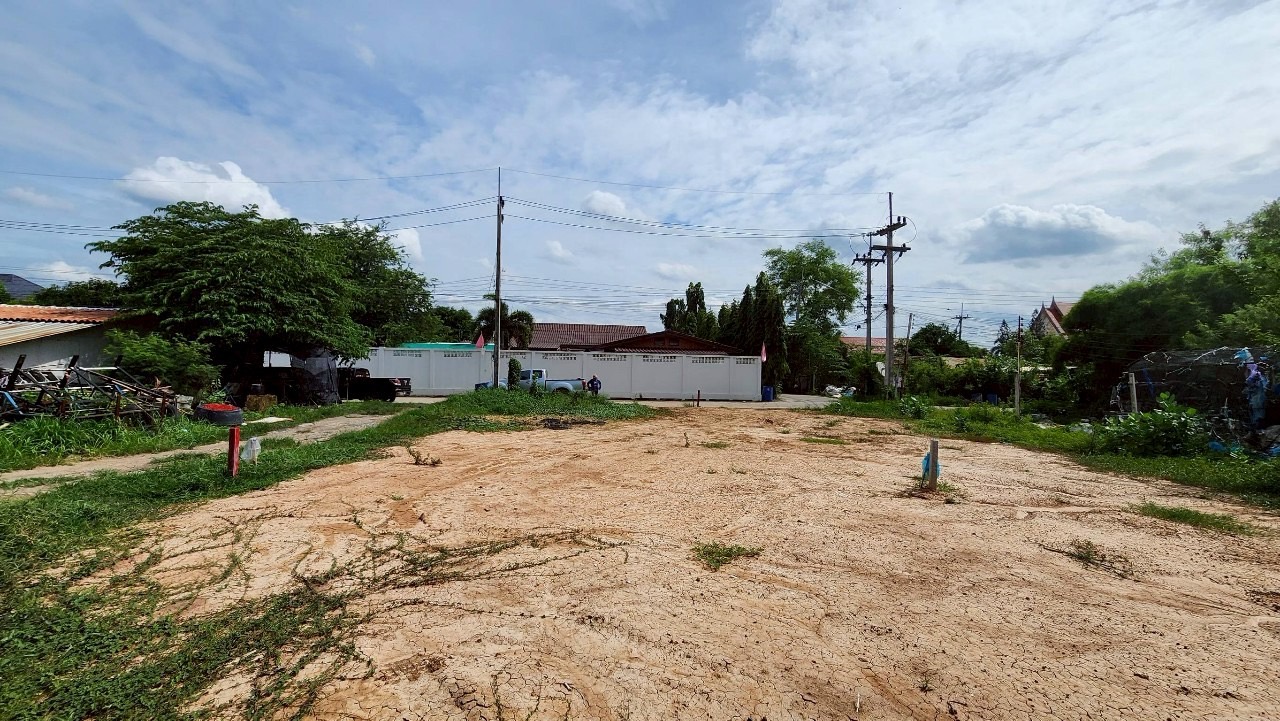 ขายด่วน ที่ดินถมแล้ว 100 ตารางวา ติดถนนคอนกรีตสาธารณะ ซอยคลองสาม 7/6 อ.คลองหลวง จ.ปทุมธานี