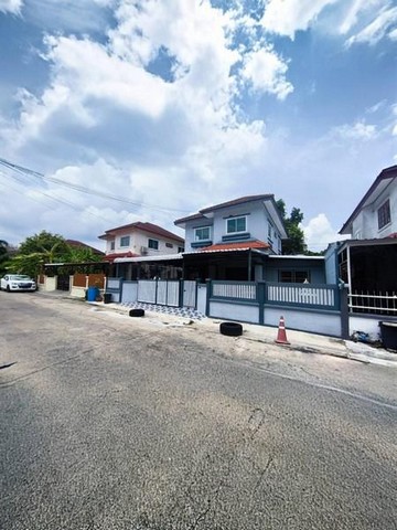 ขายบ้านเดี่ยว 2 ชั้น หมู่บ้านเคซีการ์เด้นโฮม11 ถนนนิมิตใหม่ 40 เขตคลองสามวา กรุงเทพมหานคร  ที่ตั้ง : ถนนหมู่บ้านเคซีการ์เด้นโฮม 11 แขวงสามวาตะวันออก เขตคลองสามวา กรุ