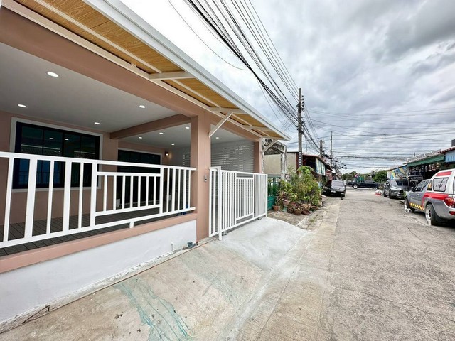 ขาย หมู่บ้านพฤกษา3  ถนนวัดลาดปลาดุก บางบัวทอง