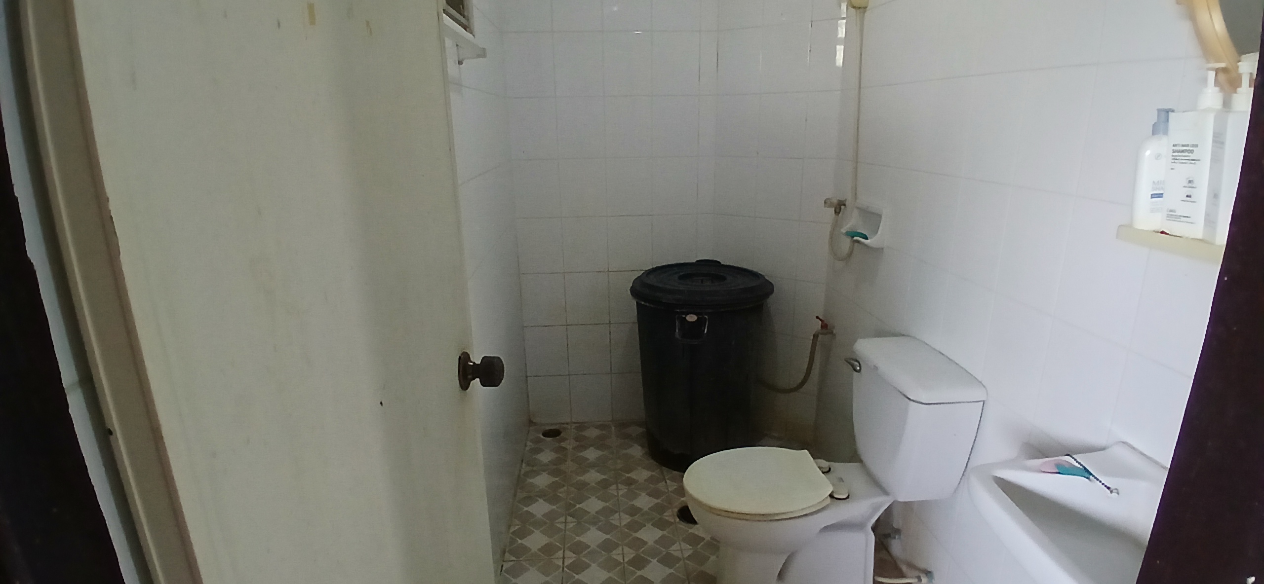 ขายบ้านแฝดใกล้สนามบินดอนเมืองเพียง 10 นาที หน้ากว้างก่อนหลังมุม 30 ตร.วา หมู่บ้านพูลศรี