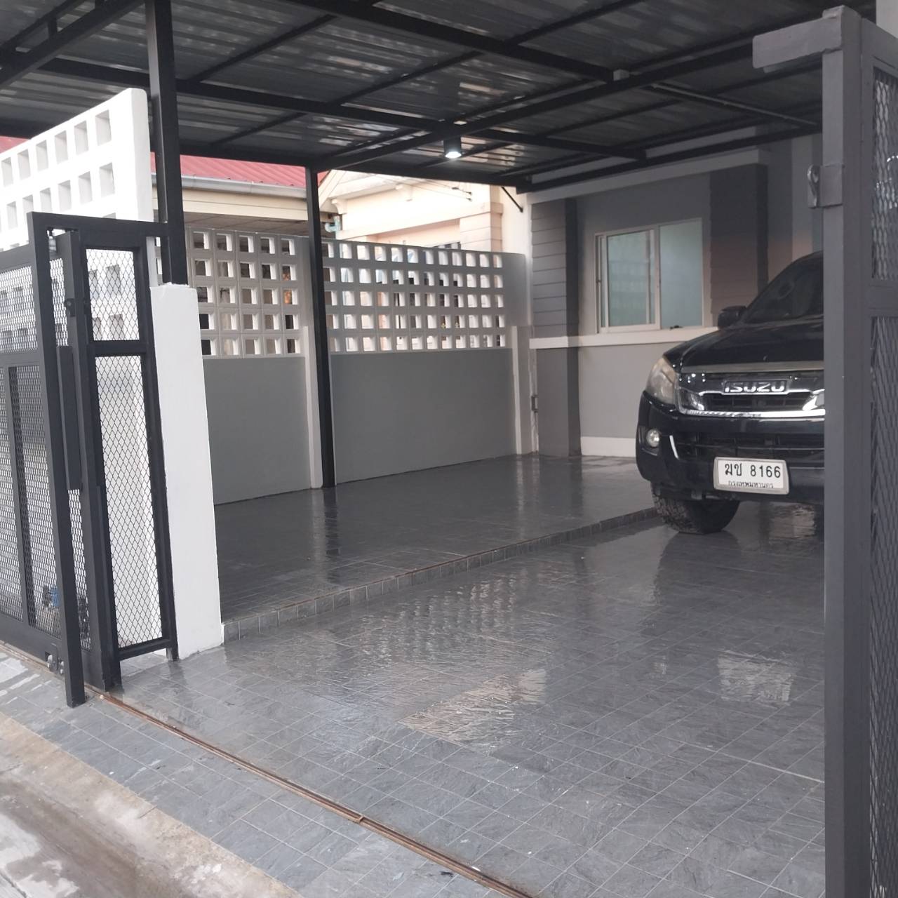 ขายทาวน์เฮ้าส์ชั้นครึ่ง 25.2 ตรว.