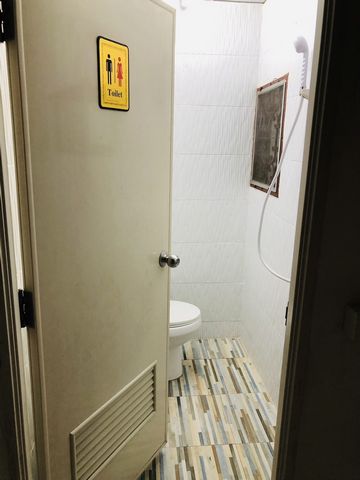 ขายทาวน์เฮ้าส์ 2 ชั้น 18.8 ตร.วา หมู่บ้านเย็นสุข ลาดพร้าว 87 แยก 8 แขวงคลองเจ้าคุณสิงห์ เขตวังทองหลาง กรุงเทพ   ที่ตั้ง : หมู่บ้านเย็นสุข ลาดพร้าว 87 แยก 8 แขวงคลองเ