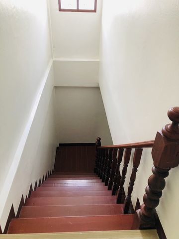 ขายทาวน์เฮ้าส์ 2 ชั้น 18.8 ตร.วา หมู่บ้านเย็นสุข ลาดพร้าว 87 แยก 8 แขวงคลองเจ้าคุณสิงห์ เขตวังทองหลาง กรุงเทพ   ที่ตั้ง : หมู่บ้านเย็นสุข ลาดพร้าว 87 แยก 8 แขวงคลองเ