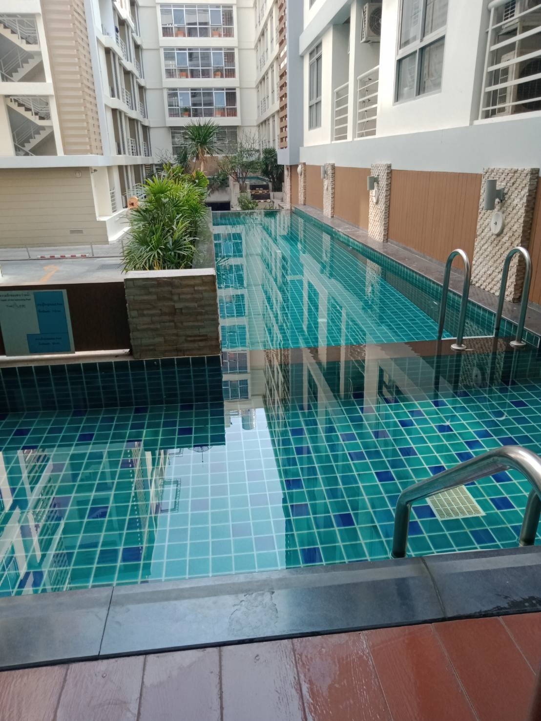 ขายคอนโดThe Link 2 สุขุมวิท 50   ชั้น 4 ห้องขนาด  31 ตารางเมตร  สนใจติดต่อ คุณวาสนา 081-808-7924  ที่ตั้ง : ซอยเหลือสุข ถนนสุขุมวิท 50 แขวงพระโขนง เขตคลองเตยกรุงเทพม