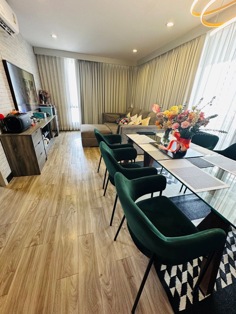 ขายให้เช่า รีโนเวทใหม่ เพนท์เฮ้าส์ ห้องเดียวในโครงการ The Unique 10 ลาดพร้าว 10เฟอร์ครบพร้อมเข้าอยู่ ใกล้ MRT ลาดพร้าว