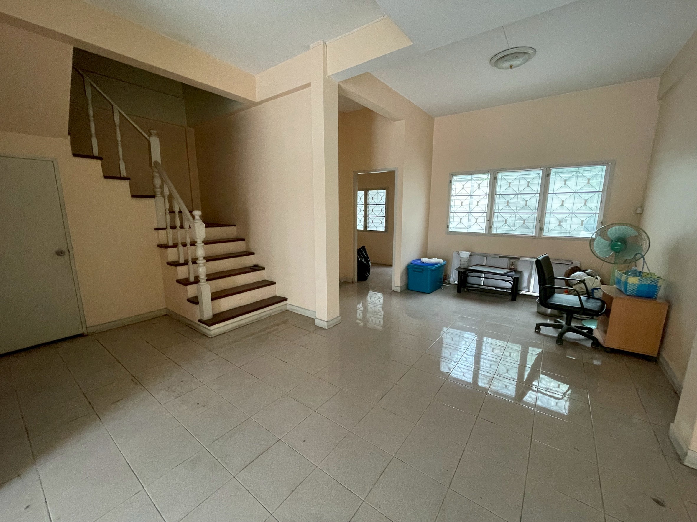 ขายบ้านเย็นสุขลาดพร้าว 87 แยก 8 แขวงคลองเจ้าคุณสิงห์ เขตวังทองหลาง กรุงเทพ