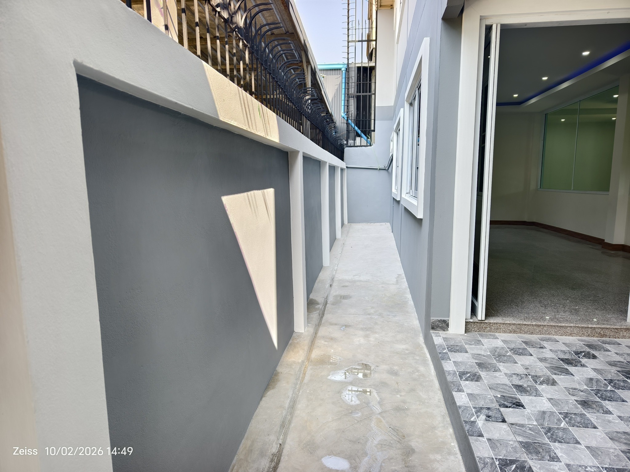 ขายบ้านเดี่ยว2ชั้น โฉนด 56 วา ซอยลำลูกกา 3 ซอยจามร23ข. ใกล้สถานีรถไฟฟ้าคูคต ใกล้ รีโนเวทใหม่ทั้งหลัง