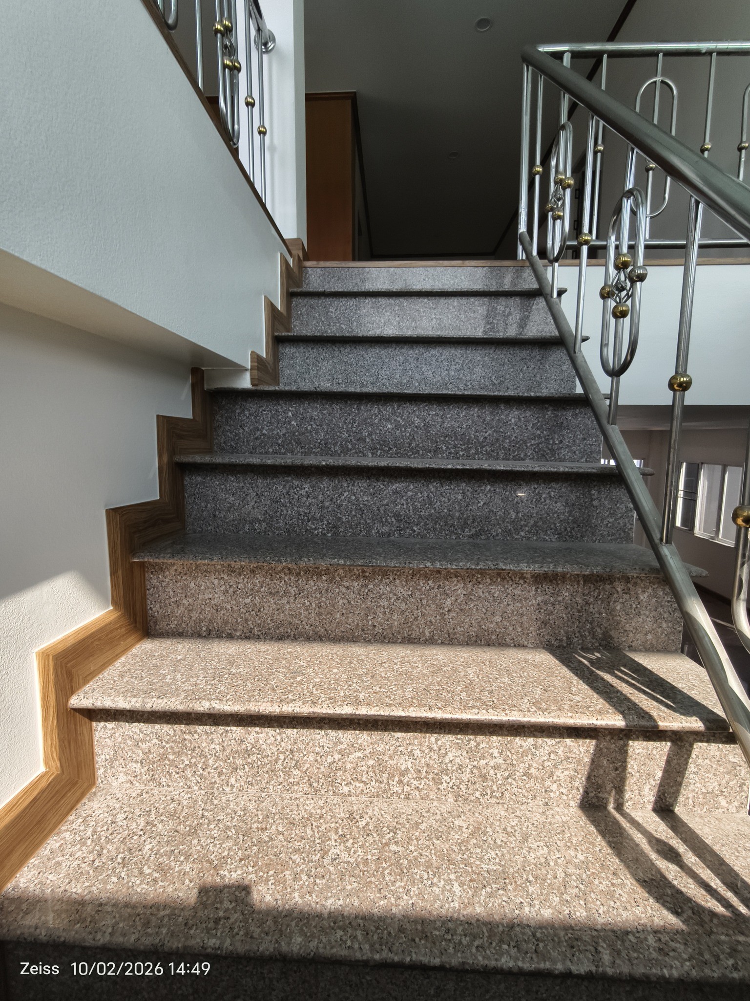 ขายบ้านเดี่ยว2ชั้น โฉนด 56 วา ซอยลำลูกกา 3 ซอยจามร23ข. ใกล้สถานีรถไฟฟ้าคูคต ใกล้ รีโนเวทใหม่ทั้งหลัง