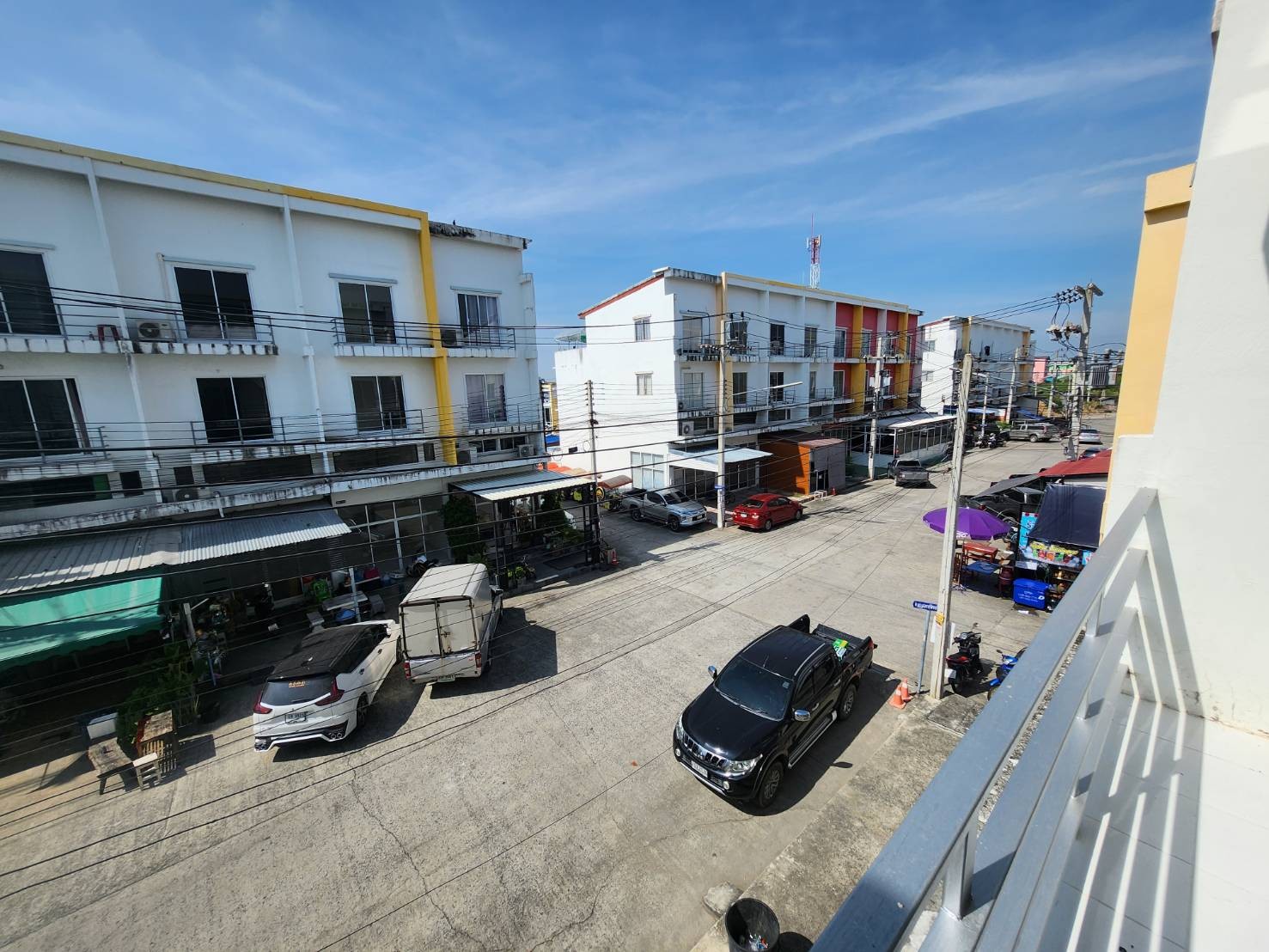 ขายอาคารพาณิชย์ 3.5 ชั้น โครงการเบญจทรัพย์ คลอง6 ติดถนนรังสิต-นครนายก