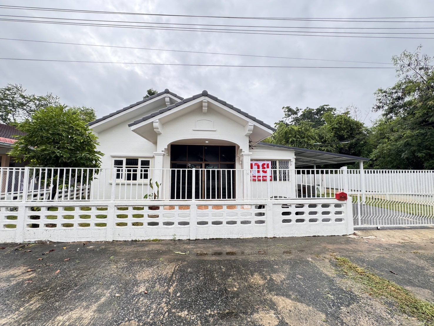 บ้านเดี่ยว 65 ตารางวา 3 ห้องนอน 2 ห้องน้ำ ตำบลชนบท อำเภอชนบท จังหวัดขอนแก่น  ที่ตั้ง : ตำบลชนบท อำเภอชนบท จังหวัดขอนแก่น