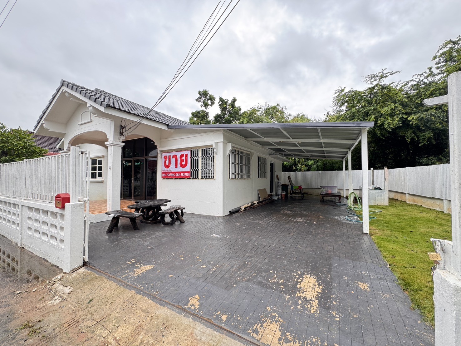 บ้านเดี่ยว 65 ตารางวา 3 ห้องนอน 2 ห้องน้ำ ตำบลชนบท อำเภอชนบท จังหวัดขอนแก่น  ที่ตั้ง : ตำบลชนบท อำเภอชนบท จังหวัดขอนแก่น