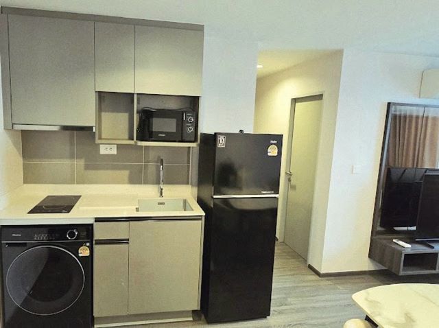 CM04422 ขาย คอนโด ไอดีโอ โมบิ สุขุมวิท 40  Ideo Mobi Sukhumvit 40 