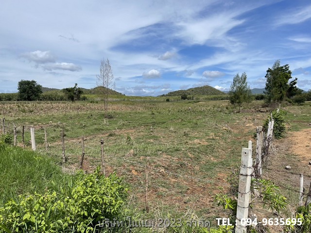 ขายที่ดิน แปลงสวย พื้นที่สีเขียว ติดภูเขา  บ้านยุบพริก ตำบลบ่อนอก อำเภอเมืองประจวบคีรีขันธ์ ประจวบคีรีขันธ์
