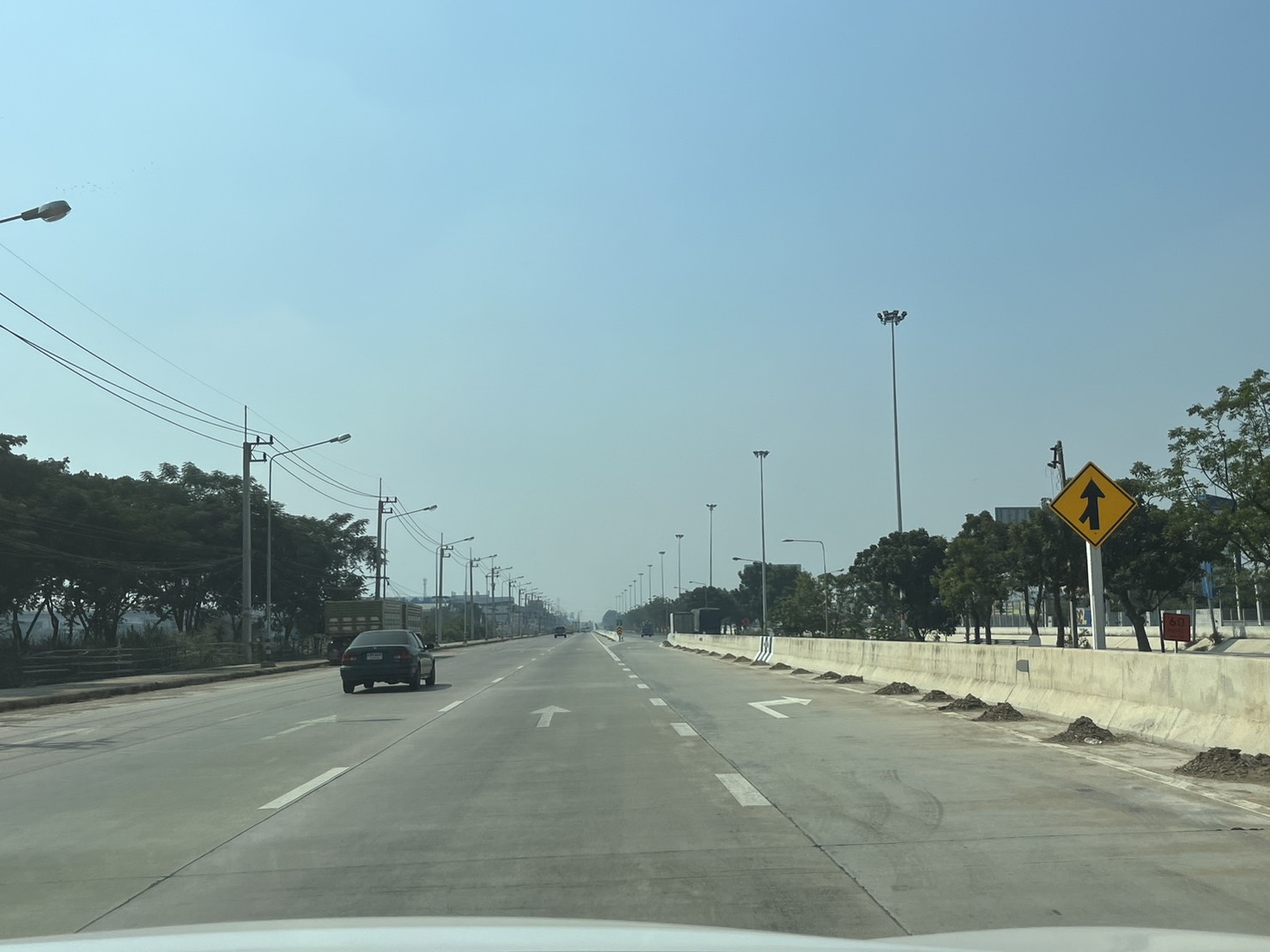 ขายขายที่ดิน  1 ไร่ 1 งาน 23.6 ตารางวา เจ้าของขายเอง ตำบลคลองข่อย อำเภอปากเกร็ด จังหวัดนนทบุรี