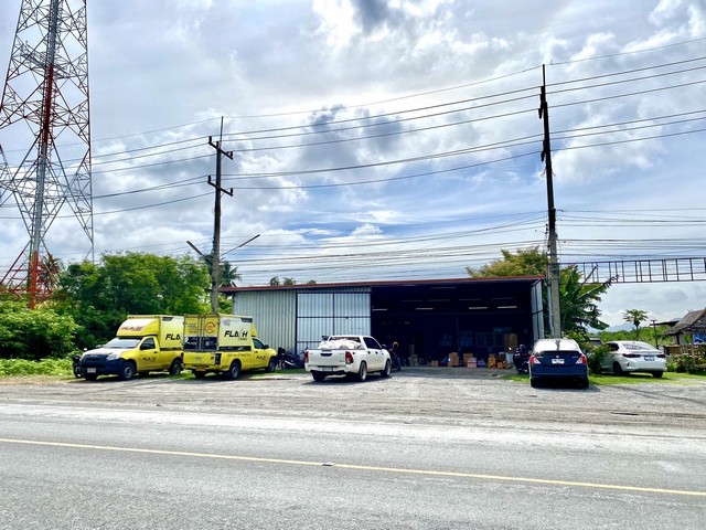 ขายที่ดิน 25 ไร่ พร้อมอาคาร พานิชย์ 8 คูหา เจ้าของขายเอง  ตำบลธารเกษม  อำเภอพระพุทธบาท จังหวัดสระบุรี