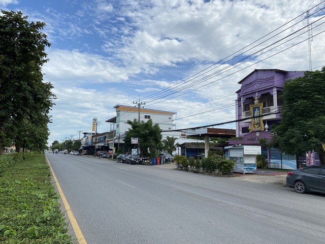  ขายที่ดินทำเลธุรกิจพร้อมสิ่งปลูกสร้าง ตำบลเจริญธรรม อำเภอวิหารแดง จังหวัดสระบุรี  