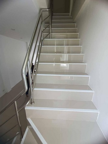ขายอาคารพาณิชย์  3 ชั้น  ทจำนวน 3 ห้องนอน 3 ห้องน้ำ ต.ทับมา อ.เมือง จ.ระยอง
