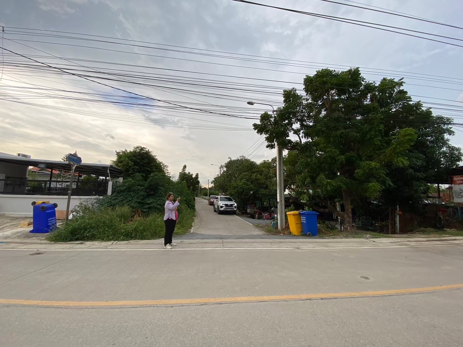 ขายที่ดินถนนราชพฤกษ์ 200 ตารางวา ติดถนนคอนกรีตสาธารณะ ซอย 18 คอร์ด อ.ปากเกร็ด จ.นนทบุรี