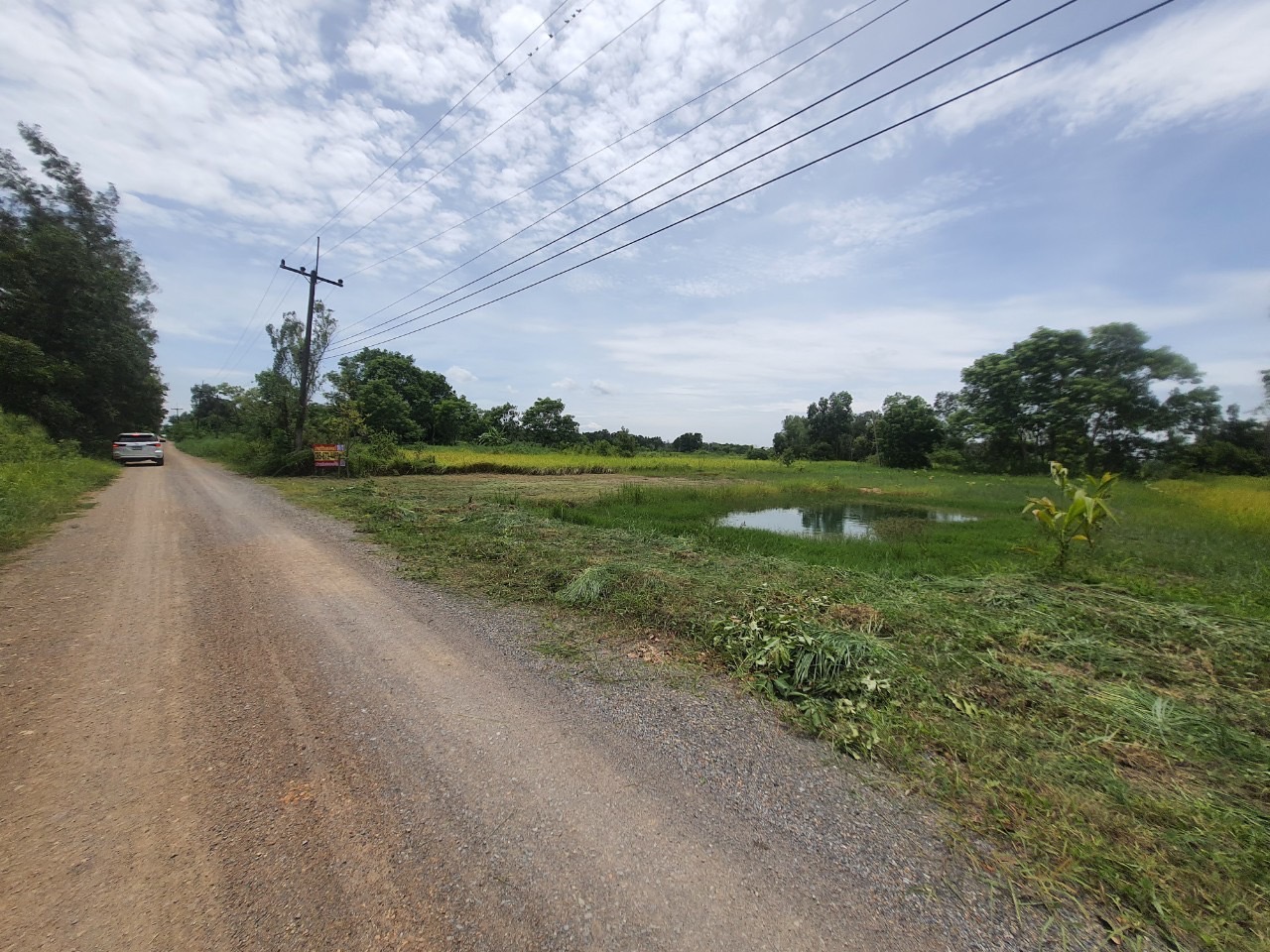 ขายที่ดินสร้างบ้านสวน 350 ตารางวา ติดถนนสาธารณะซอย บ้านสวนคลอง 14 อ.องครักษ์ จ.นครนายก